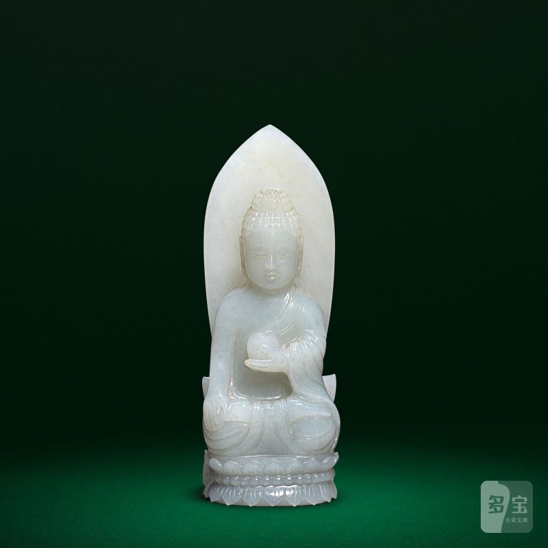 十九/二十世紀 灰玉雕釋迦摩尼佛像 | A GREY JADE FIGURE OF SHAKYAMUNI BUDDHA